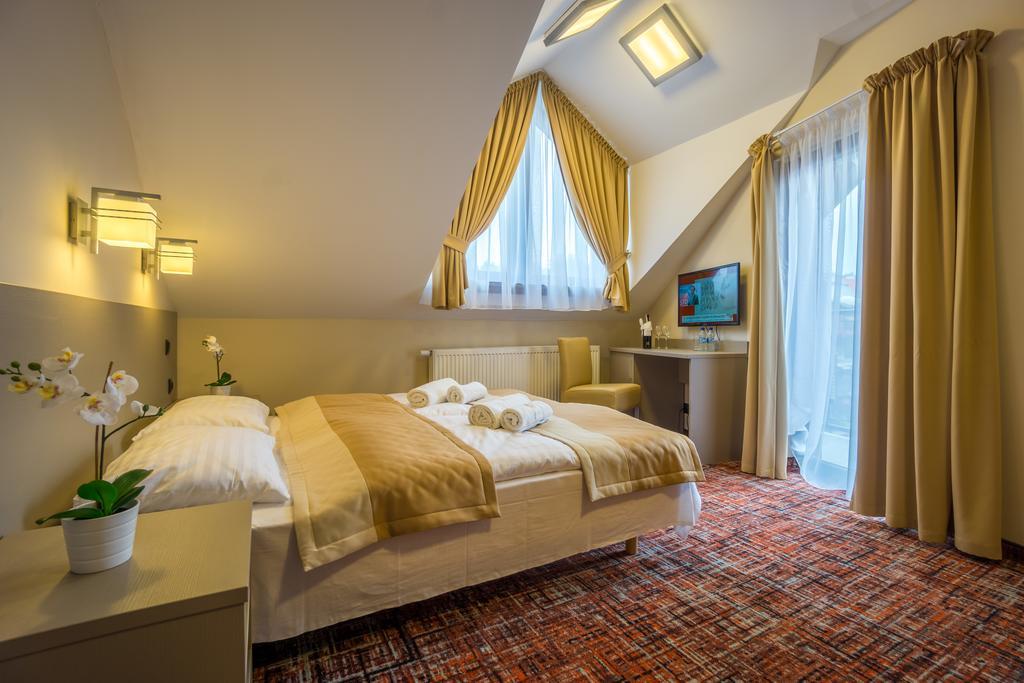 Bed & Breakfast Kanion 2*